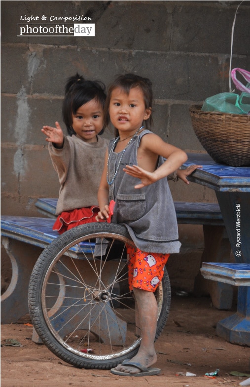 Kids by the Road, by Ryszard Wierzbicki