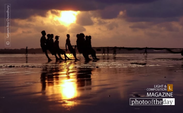 Pulling Together, by Satyam Roy Chowdhury