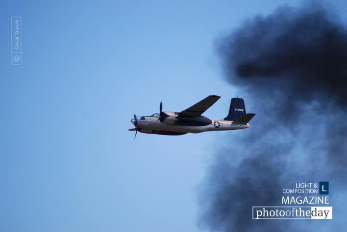 Smoky Aircraft, by Oscar Garcia Smoky Aircraft, by Oscar Garcia