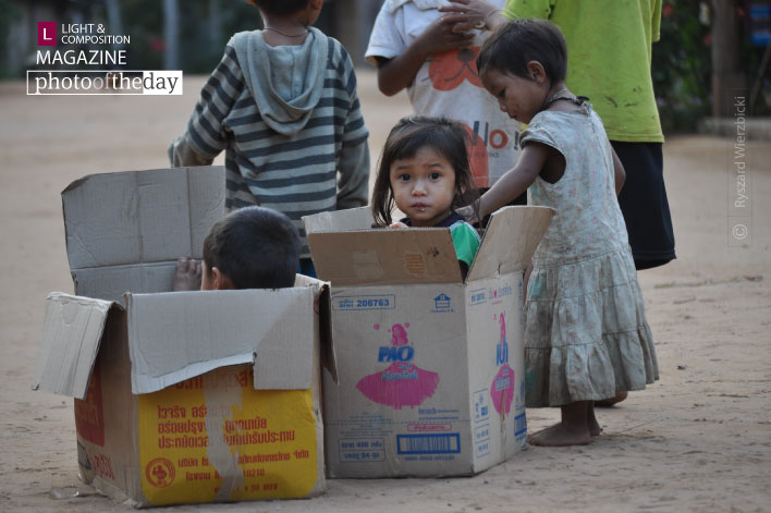 Trapped in a Box, by Ryszard Wierzbicki Trapped in a Box, by Ryszard Wierzbicki