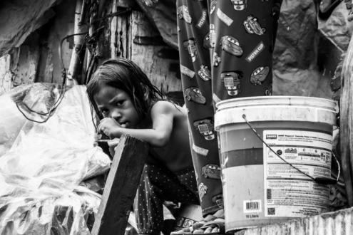 Curiosity2 by Ryszard Wierzbicki - Photojournalism, Street Photography, Photography Education, Art Photography,  Award-Winning Photography