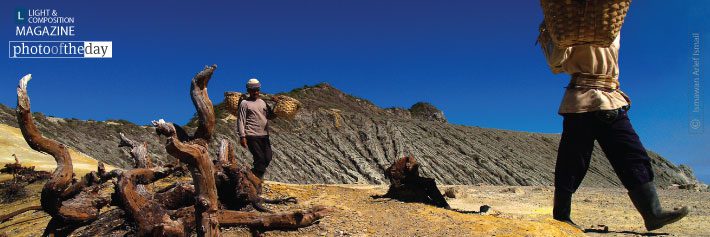 To the Crater, by Ismawan Arief Ismail - Documentary Photography, Photojournalism, Ijen Crater,  Award Winning Photography,  Photography Awards