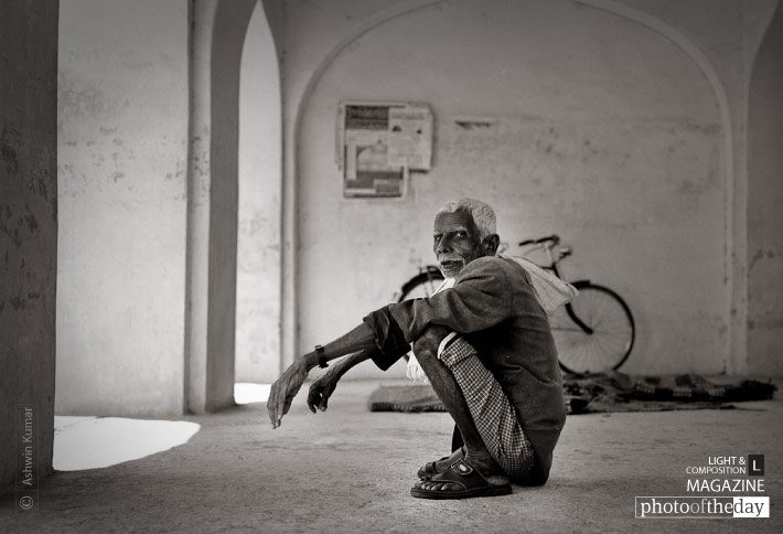 Tomb Caretaker, by Ashwin Kumar - Photojournalism, Black and White Photography, Documentary Photography, Photography Awards, Art Photography