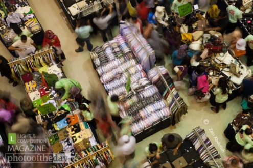 Shopping Frenzy, by Zain Abdullah - Motion Photography, Photojournalism,  Photography Awards, Photo of the Day, Zain Abdullah