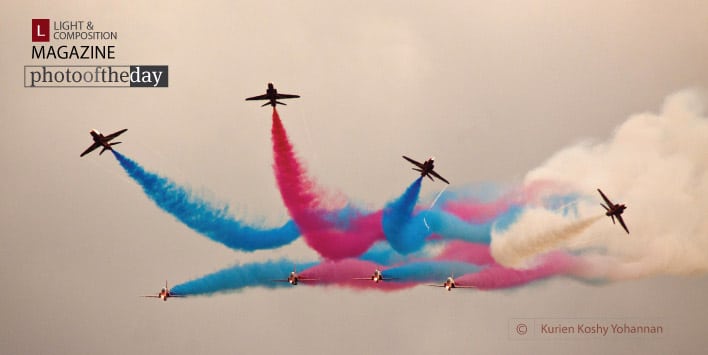 The Reds, by Kurien Koshy Yohannan - Motion Photography, Award Winning Photography, Photojournalism, Photography Awards, Photo of the Day