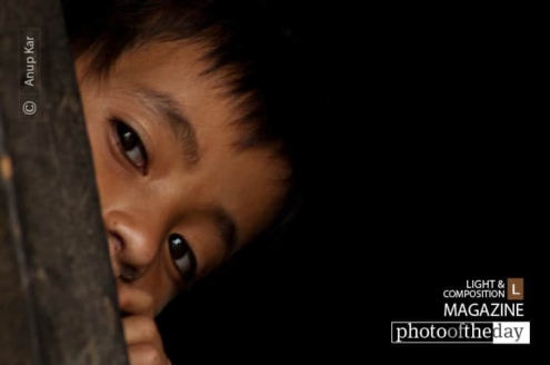 Peeping, by Anup Kar - Portrait Photography, Photojournalism, Photography Awards, Photo of the Day, Anup Kar