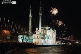 Splendid Fireworks! - Fireworks Photography, Art Photography, Photography Education, Online Photography Courses, Photo of the Day