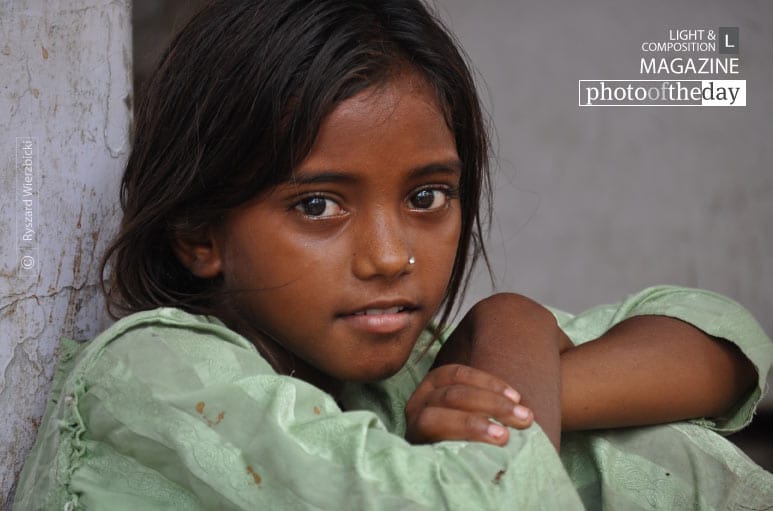 Sad Smile, by Ryszard Wierzbicki - Photojournalism, Portrait Photography, Award Winning Photography, Photo of the Day, Ryszard Wierzbicki