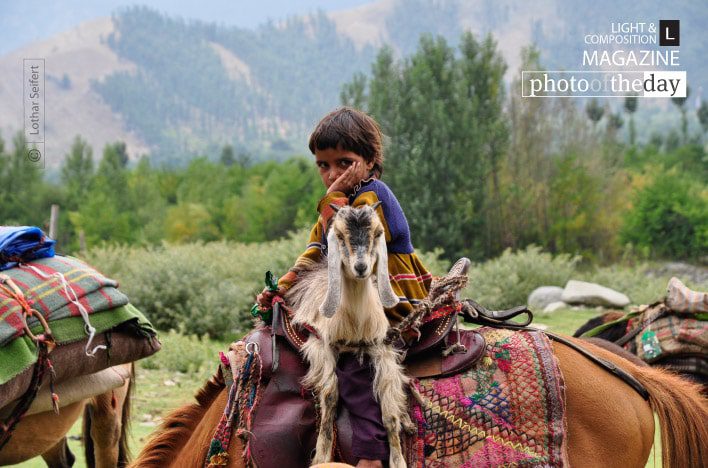 Nomads in Kashmir, by Lothar Seifert - Travel Photography, Photojournalism, Kashmir, Photography Awards, Photo of the Day