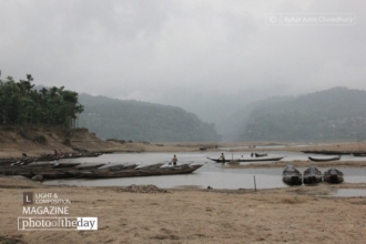 Dauki River Boats, by Rahat Azim Chowdhury