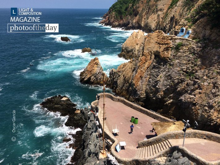 Brave Cliff Divers Area, by Oscar Garcia - Travel Photography, Photojournalism, Award Winning Photography, Cliff Diving, Oscar Garcia