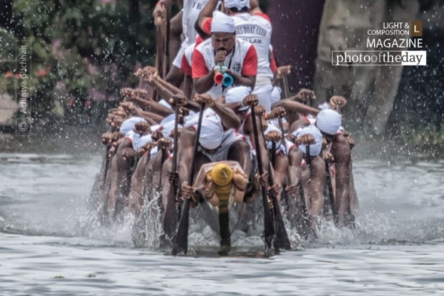 Nehru Boat Race, by Achintya Guchhait - Photojournalism, Motion Photography, Boat Race Photography, Award-Winning Photography, Light & Composition University