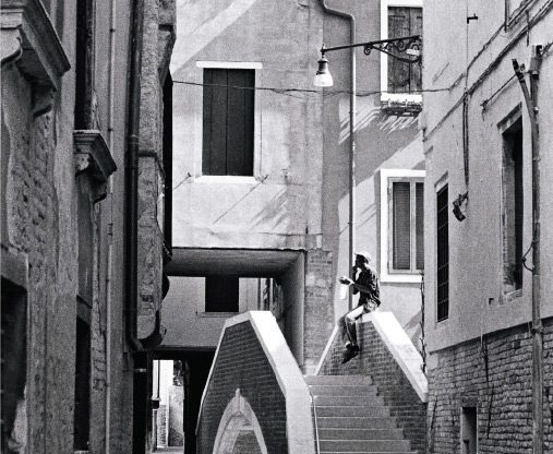 Bridge Break, by Nilla Palmer - Photojournalism, Black and White Photography, Street Photography, Documentary Photography, Nilla Palmer