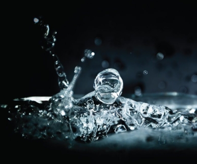 Playing with Waterdrops, by Rodrigo Luft - Waterdrop Photography, Motion Photography, Photo of the Day, Photography Awards, Online Photography Courses