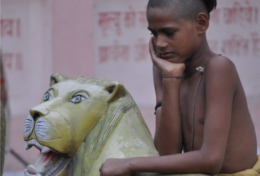 A Novice Thinker, by Ryszard Wierzbicki - Documentary Photography, Photojournalism, Varanasi, Ryszard Wierzbicki,  Award Winning Photography