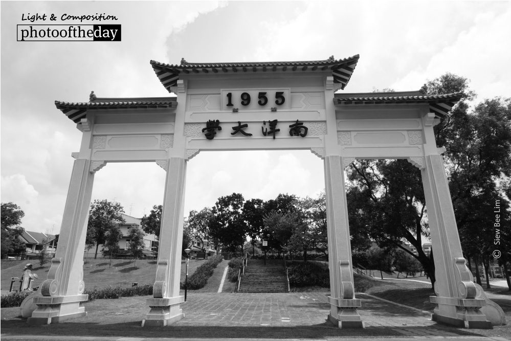 The Arch of Former Nanyang University, by Siew Bee Lim - Photo of the Day, Photojournalism, Black and White Photography, Photography Awards, Siew Bee Lim