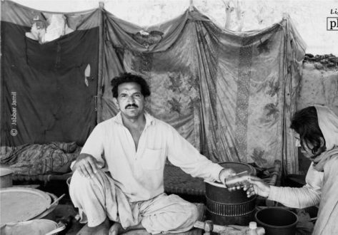 A Candid Moment, by Jabbar Jamil - Candid Photography, Photojournalism, Photography Awards, Photo of the Day, Street Photography