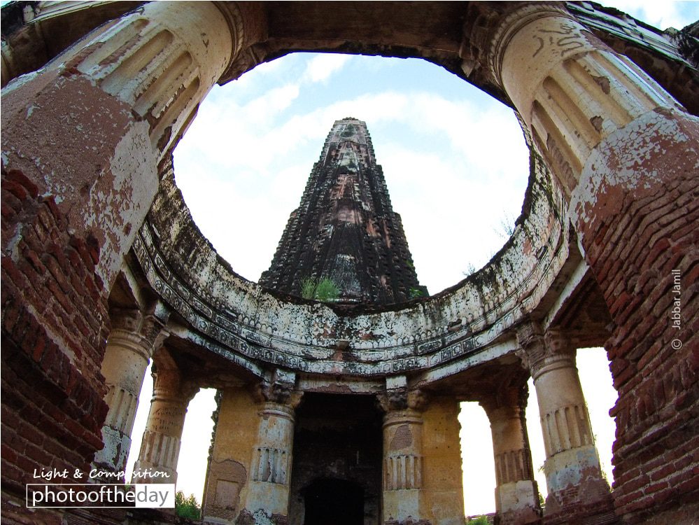 Shawala Temple, by Jabbar Jamil - Architectural Photography, Photo of the Day, Award Winning Photography, Photography Awards, Light & Composition University