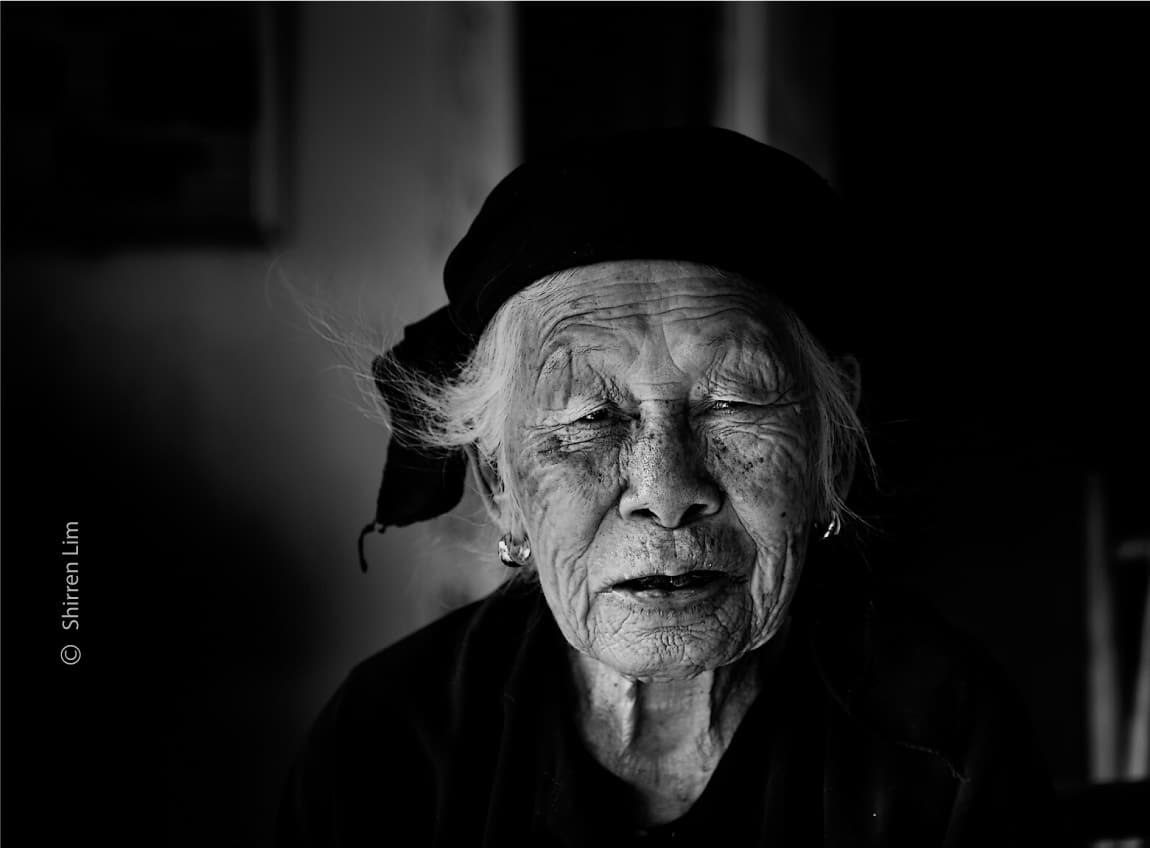 Portrait Photography, Award Winning Photography, Photojournalism, Photography Awards, Art Photography - An Old Woman by Shirren Lim An Old Woman by Shirren Lim - Portrait Photography, Award Winning Photography, Photojournalism, Photography Awards, Art Photography