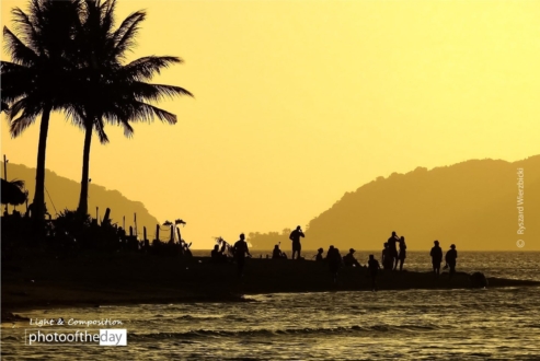 Peninsula Sunset by Ryszard Wierzbicki - Sunset Photography, Photography Awards, Photo of the Day, Landscape Photography, Award Winning Photography