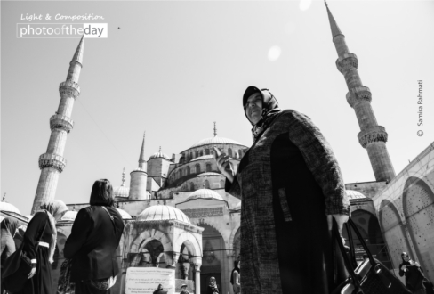 Waiting by Samira Rahmati - Photojournalism, Photography Awards, Art Photography, Online Photography Courses, Photo of the Day