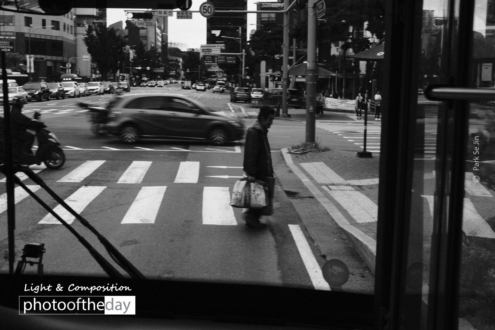 An Aimless Life by Park Se Jin - Street Photography, Photography Awards, Photo of the Day, Photojournalism, Online Photography Courses