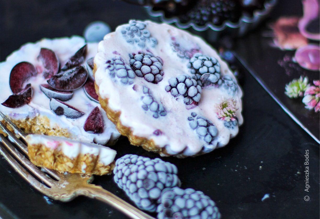 Food Photography, Photography Awards, Photo of the Day, Online Photography Courses, Art Photography - I’ve Got My Head in the Clouds by Agnieszka Bodes I’ve Got My Head in the Clouds by Agnieszka Bodes - Food Photography, Photography Awards, Photo of the Day, Online Photography Courses, Art Photography