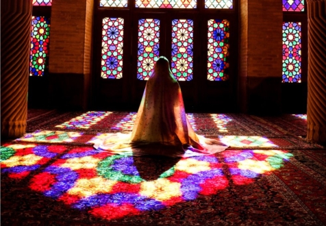 Dance of Colors and Lights by Zahra Vatan Parast - Photojournalism, Photography Awards, Art Photography, Color Photography, Online Photography Courses