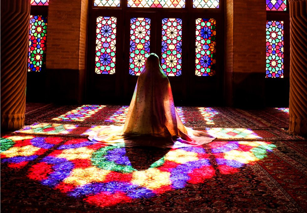Photojournalism, Photography Awards, Art Photography, Color Photography, Online Photography Courses - Dance of Colors and Lights by Zahra Vatan Parast Dance of Colors and Lights by Zahra Vatan Parast - Photojournalism, Photography Awards, Art Photography, Color Photography, Online Photography Courses
