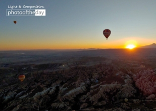 Sunrise in Cappadocia by Cristina del Fresno