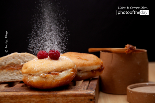 Caramel Sauce Doughnut with Powdered Sugar by Rodrigo Aliaga - Food Photography, Photography Awards, Photo of the Day, Rodrigo Aliaga, Light & Composition