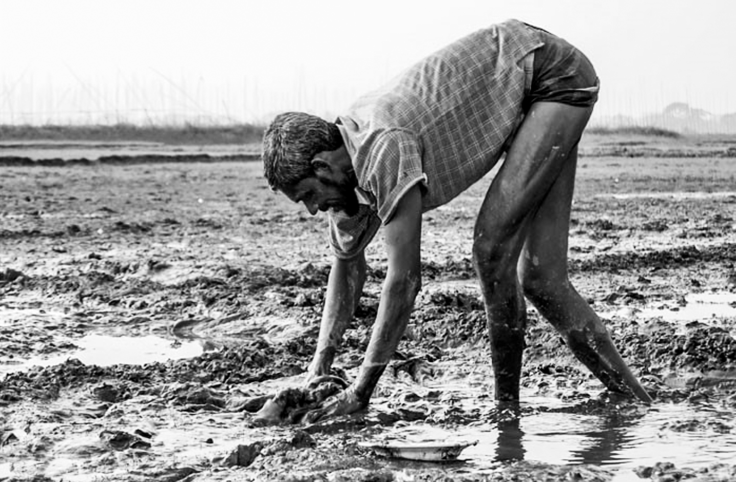 I Am Happy with What I Have Got by Shahnaz Parvin - Photojournalism, Documentary Photography, Art Photography, Photo of the Day, Shahnaz Parvin