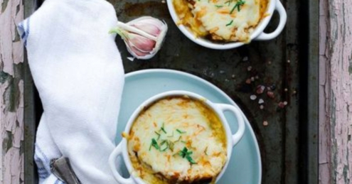 French Onion Soup by Larisa Sferle - Food Photography, Photo of the Day, French Onion Soup, Larisa Sferle, Photography Awards