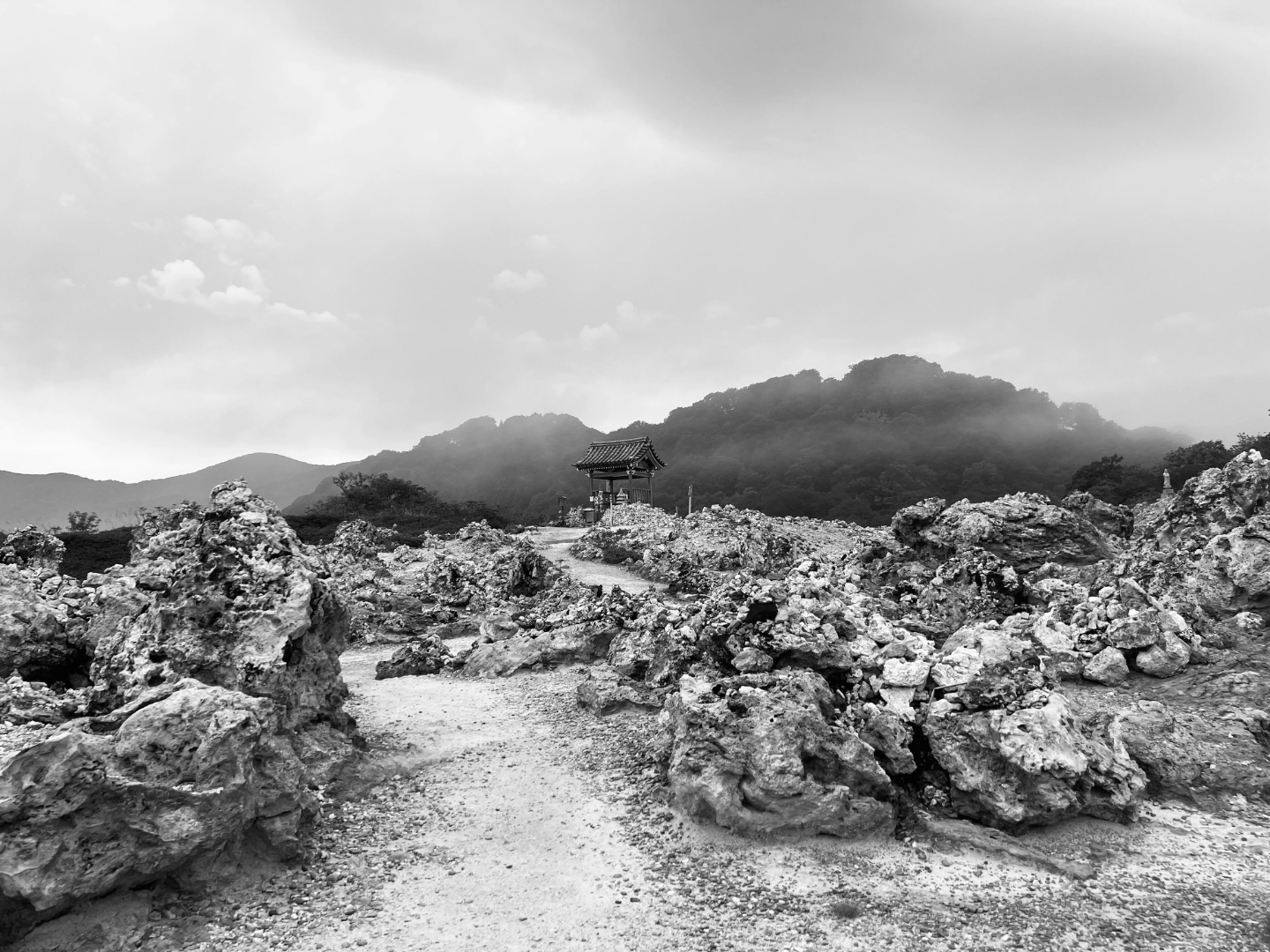 Spirit Sanctum by Tetsuhiro Umemura - Art Photography, Black and White Photography, Photojournalism, Photography Awards, Online Photography Courses