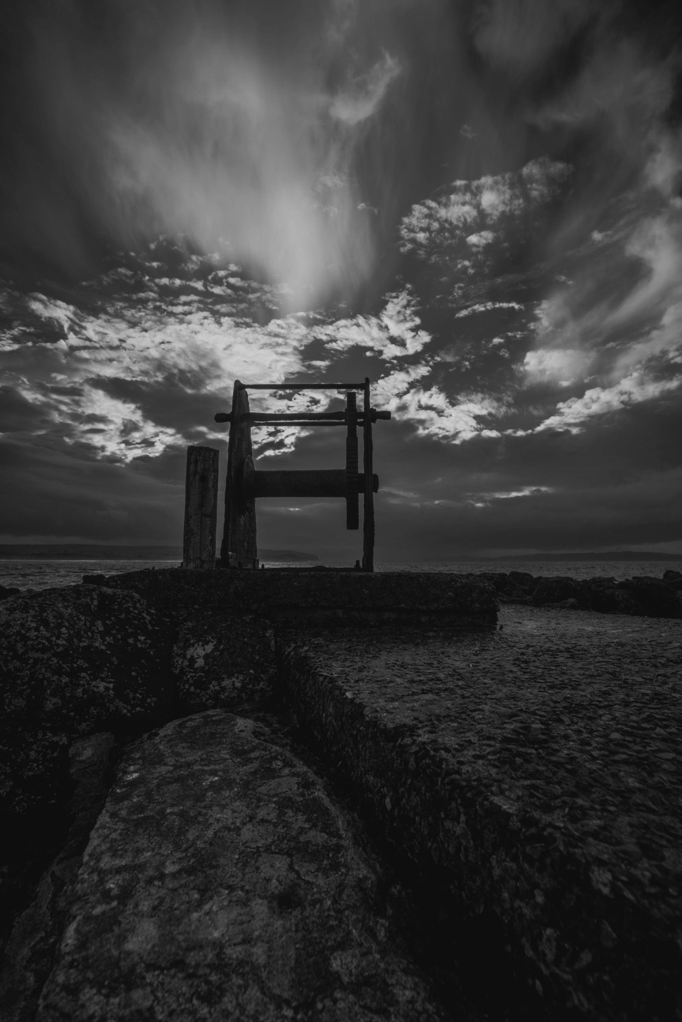 Sky view by Diana Ivanova - Photo of the Day, Art Photography, Black and White Photography, Photography Awards, Online Photography Courses