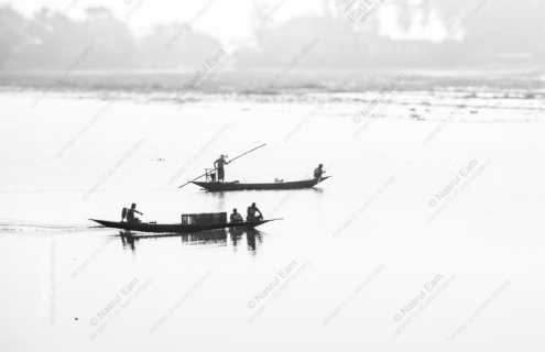 River Workers in the White Haze