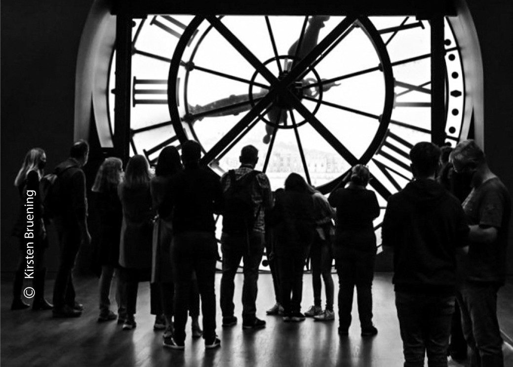 Never Waste Time by Kirsten Bruening - Photojournalism, Art Photography, Photography Awards, Photo of the Day, Kirsten Bruening